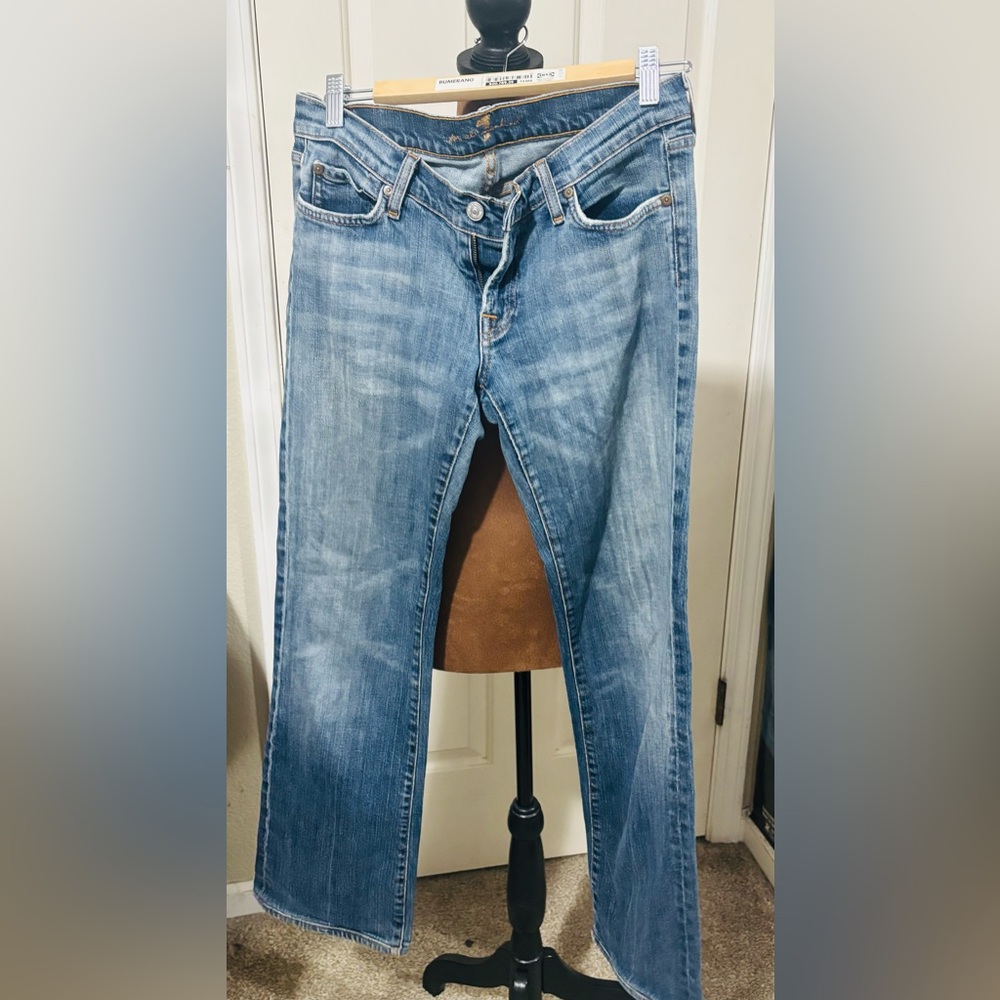 7 For all Mankind bootcut low rise  Denim Jeans.  31”inseam